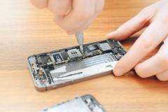 Ремонт iPhone любой сложности. Федеральная сеть ремонта техники Apple — ЯСделаю.